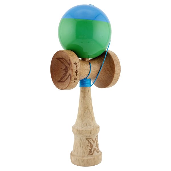 Kendama X Originala, Profesionala, Flippy, Big Cups V2, Super Sticky cu Cupe Mari, Rulment Metalic, din lemn 18 cm, Ata 55 cm, Albastru/Verde