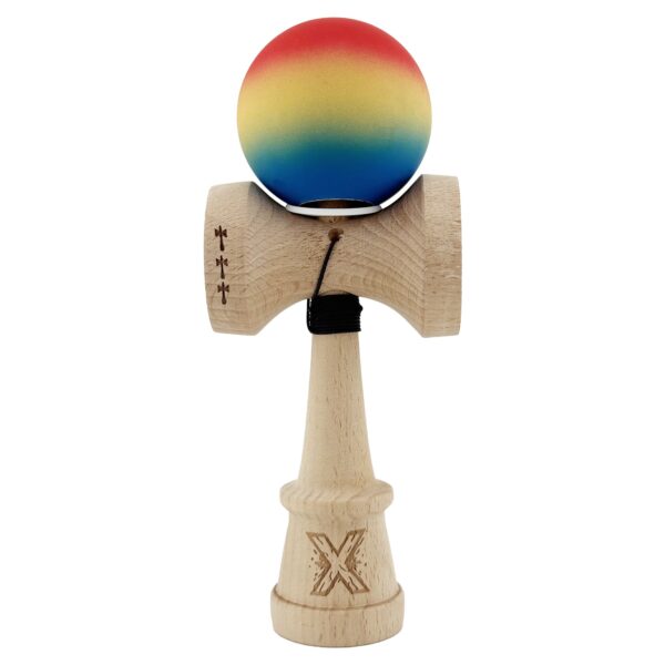 Kendama X Originala, Profesionala, Flippy, Cupe Mari KING SIZE V3, Rubber Grip, Gaura in Baza, Rulment Metalic, din lemn 18 cm, Ata 62/65 cm, Gradient Rosu/Galben/Albastru