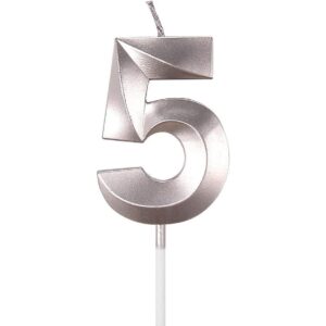 Lumanare Cifra 5  Model Diamond 5 x 3.4 cm Argintiu