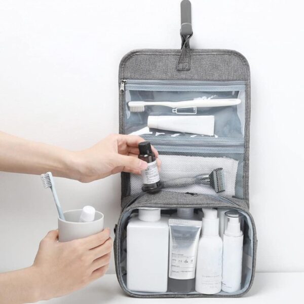 Geanta cosmetice voiaj  material panza impermeabil 3 compartimente cu agatatoare Gri 47 x 28 x 20   cm
