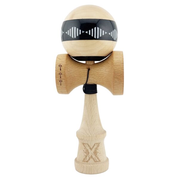 Kendama X FREQUENCY Originala Profesionala  Big Cups V2 Super Sticky cu Cupe Mari Rulment Metalic din lemn 18 cm Ata 55 cm Negru/Maro
