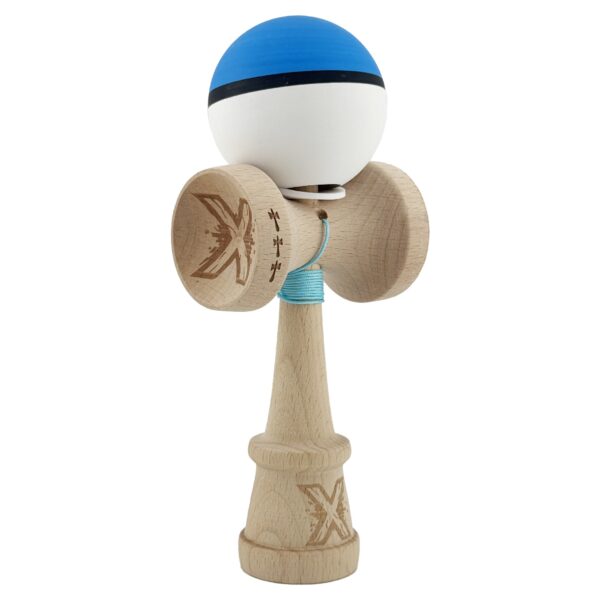 Kendama X Originala Profesionala  Cupe Mari KING SIZE V3 Rubber Grip Gaura in Baza Rulment Metalic din lemn 18 cm Ata 62/65 cm S Bicolor Albastru/Alb