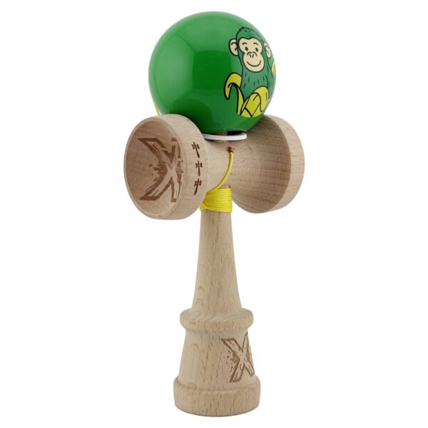 Kendama X Originala Profesionala  Green Monkey Super Sticky cu Cupe Mari King Size V3 Rulment Metalic si Gaura in Baza din Lemn 18 cm Ata 62/65 cm Verde