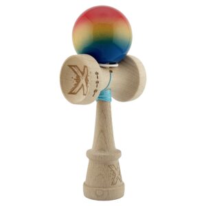 Kendama X Originala Profesionala  Super Sticky cu Cupe Mari KING SIZE V3 Gaura in Baza Rulment Metalic din lemn 18 cm Ata 62/65 cm Gradient Rosu/Galben/Albastru