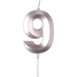 Lumanare Cifra 9  Model Diamond 5 x 3.4 cm Argintiu