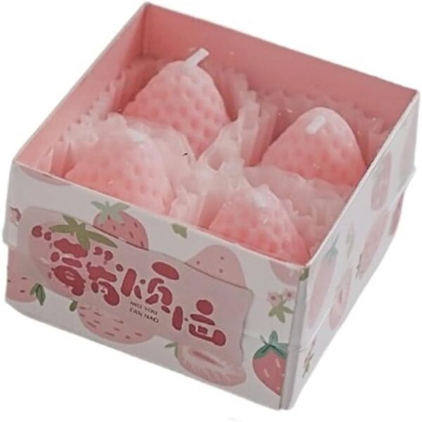 Set 4 Lumanari Parfumate  Model Capsunici Ardere 30 min 52g 6.3 x 6.3 x 3.8 cm Roz